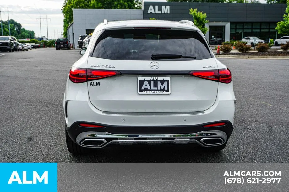 2025 Mercedes-Benz GLC Base - Photo 11