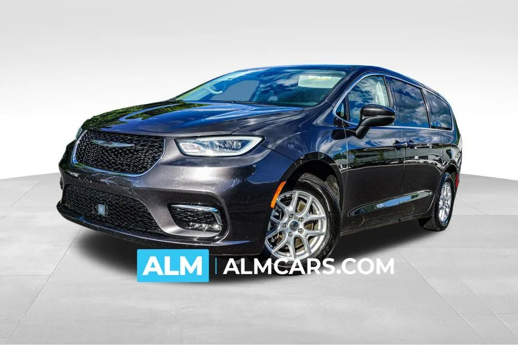 2023 Chrysler Pacifica Touring L for sale in Marietta, GA