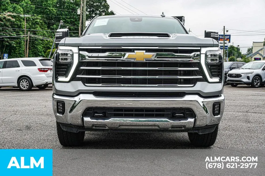 2026 Chevrolet Silverado 2500HD LTZ - Photo 10