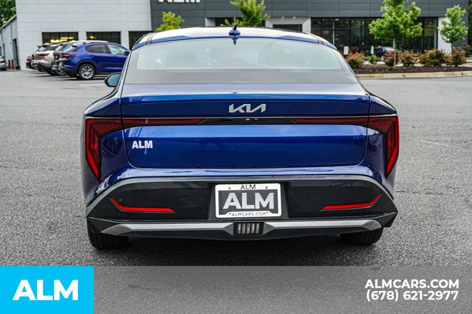 2025 Kia K4 LXS - Photo 11