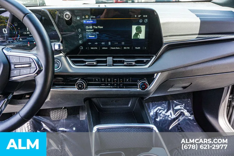 2025 Chevrolet Equinox LT - Photo 40