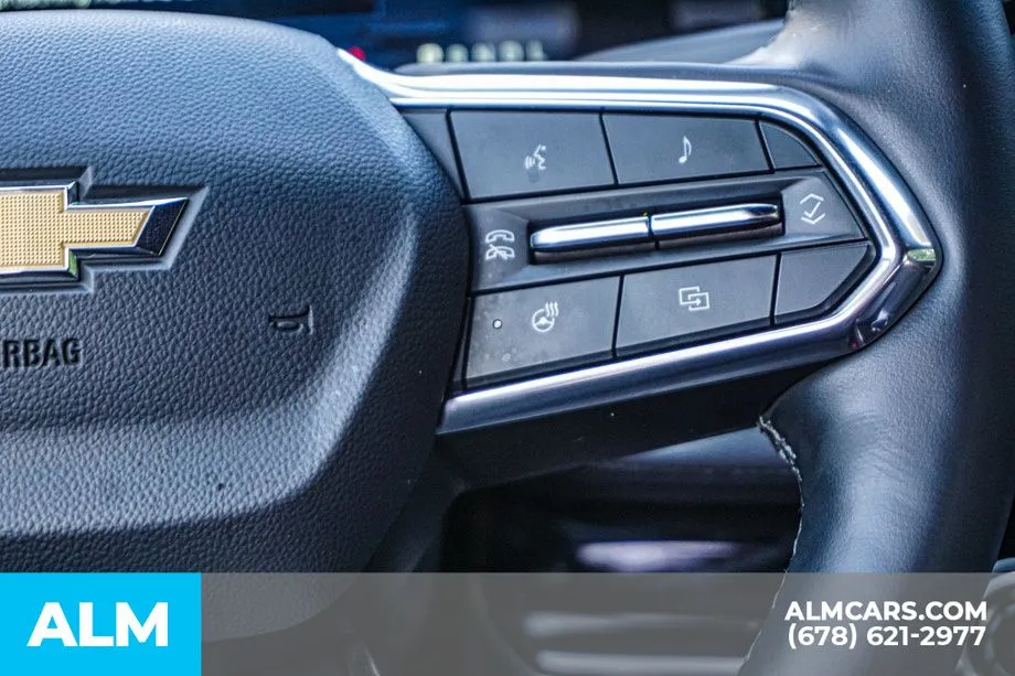 2025 Chevrolet Equinox LT - Photo 31