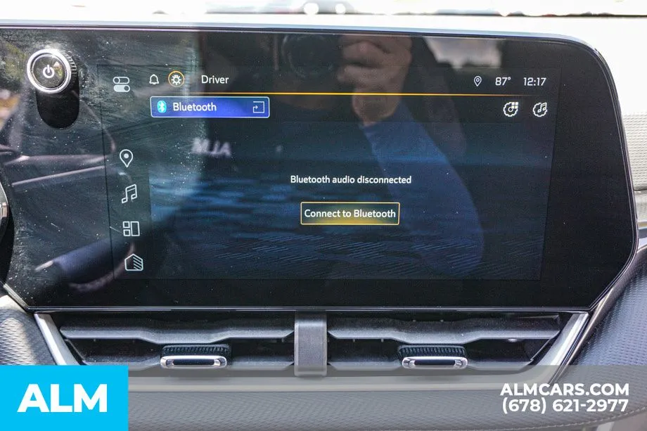 2025 Chevrolet Equinox LT - Photo 38
