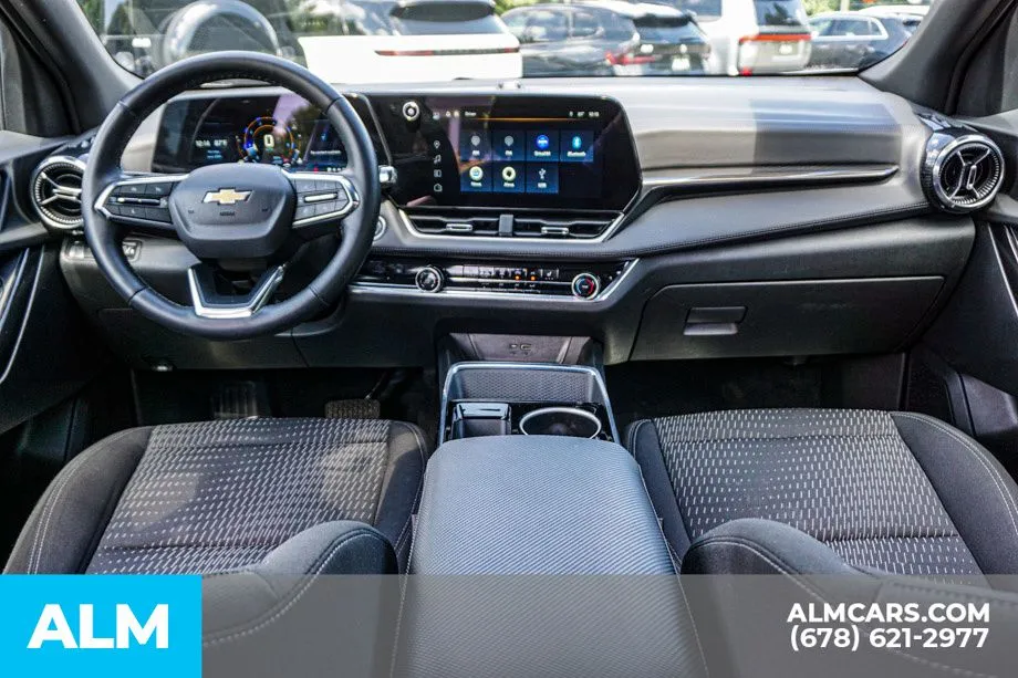 2025 Chevrolet Equinox LT - Photo 27