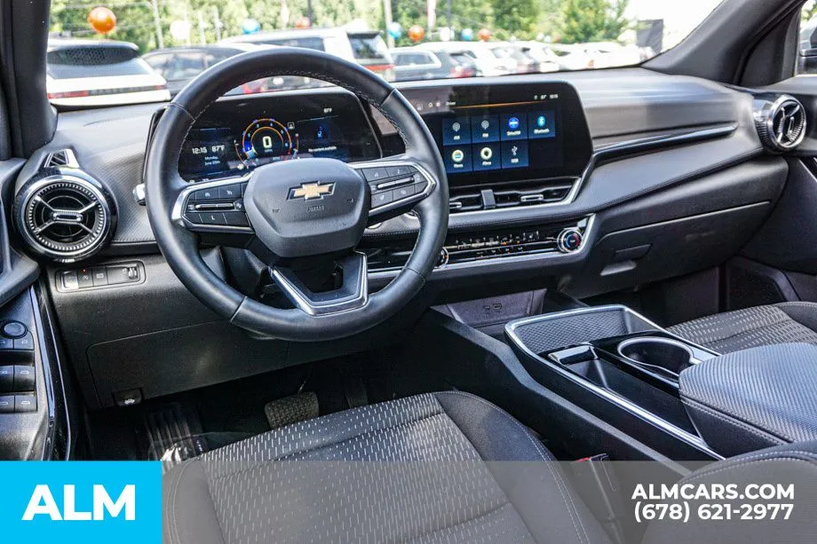 2025 Chevrolet Equinox LT - Photo 28