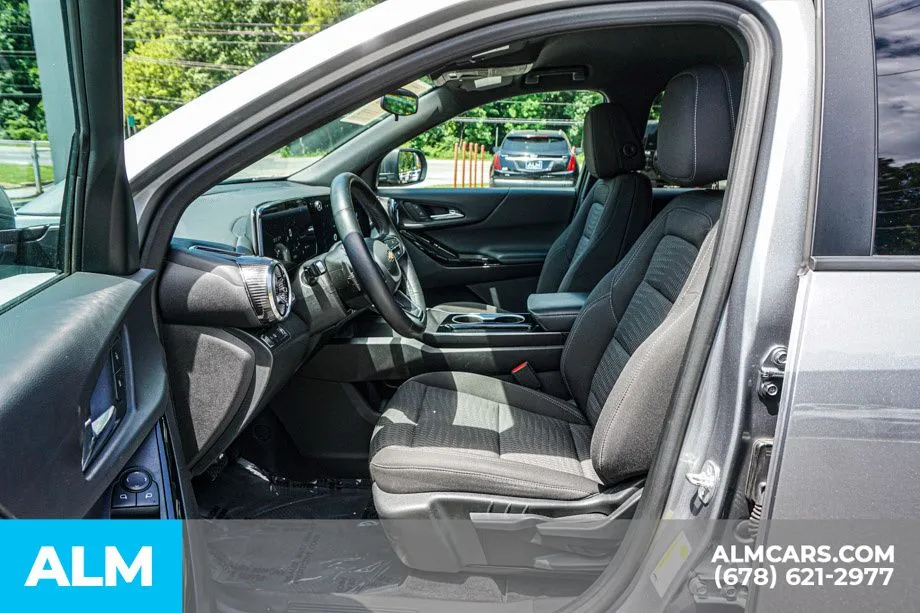 2025 Chevrolet Equinox LT - Photo 21
