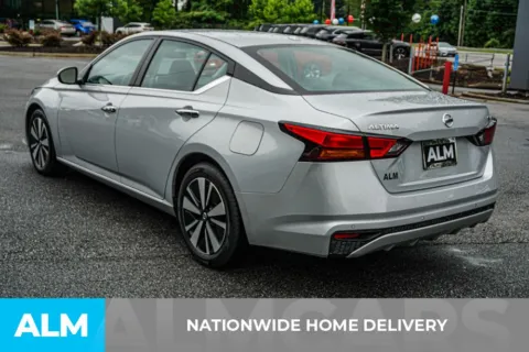More photos of 2022 Nissan Altima 2.5 SV at ALM Marietta, GA