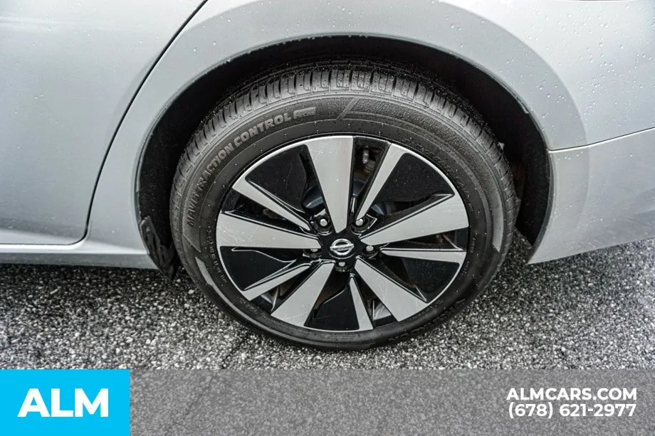 2022 Nissan Altima SV - Photo 17