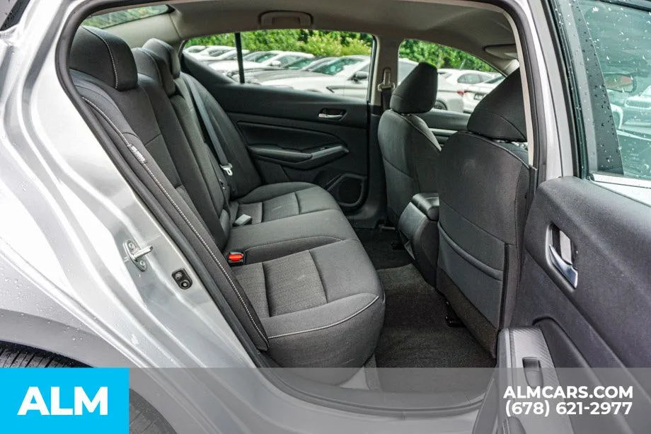 2022 Nissan Altima SV - Photo 22