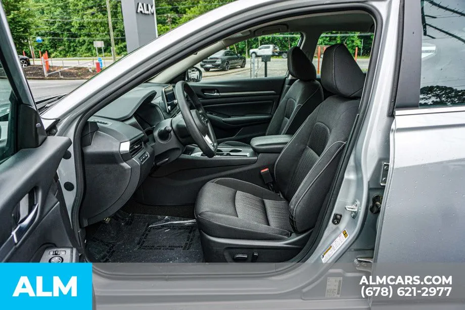 2022 Nissan Altima SV - Photo 19