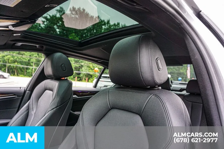 2020 BMW 5 Series 530i - Photo 18