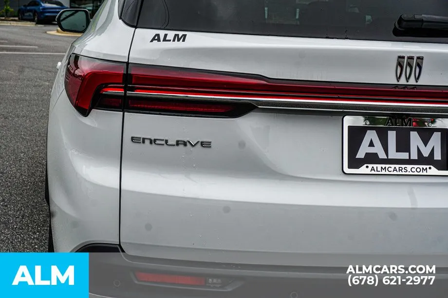 2025 Buick Enclave Preferred - Photo 13
