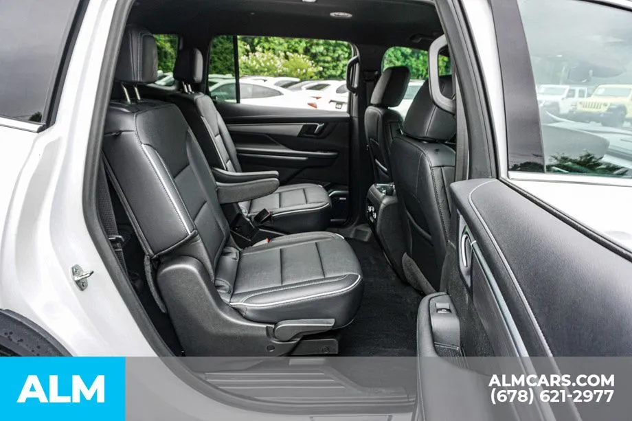 2025 Buick Enclave Preferred - Photo 24