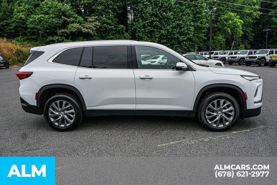 2025 Buick Enclave Preferred - Photo 9