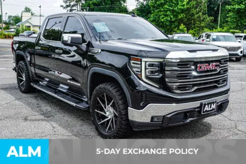 More photos of 2022 GMC Sierra 1500 SLT at ALM Marietta, GA