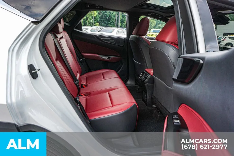 2025 Lexus NX 350 - Photo 22