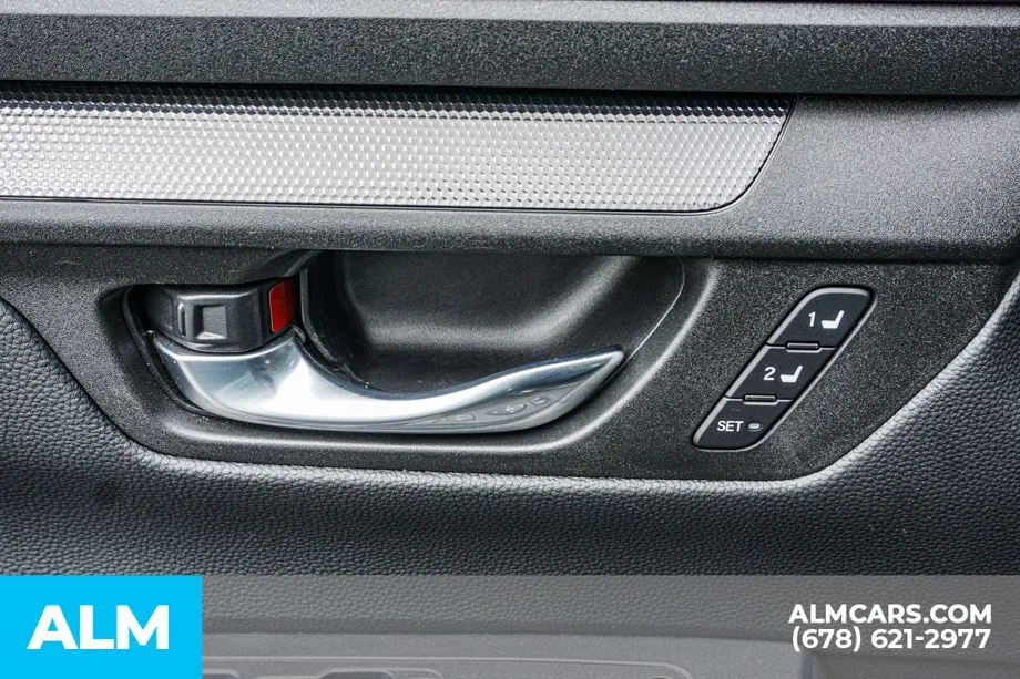 2025 Honda CR-V Sport-L - Photo 48