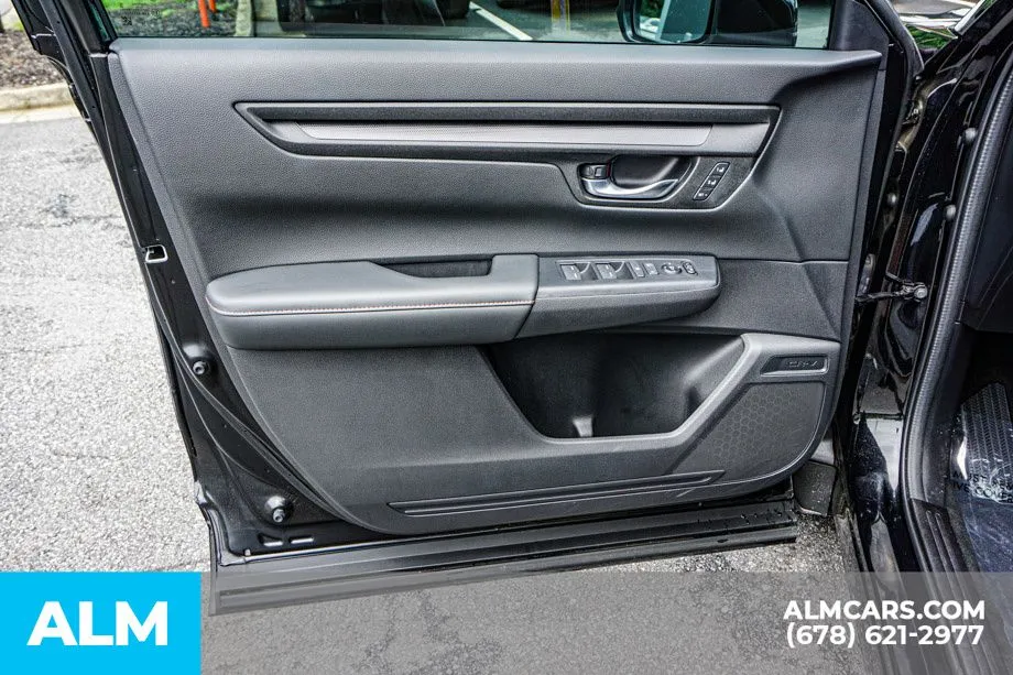 2025 Honda CR-V Sport-L - Photo 46