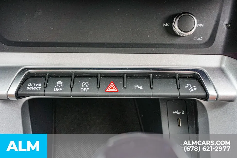 2025 Audi Q3 S Line Premium - Photo 40