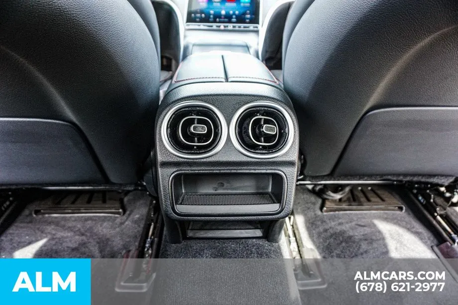 2025 Mercedes-Benz C-Class Sedan AMG C43 - Photo 32