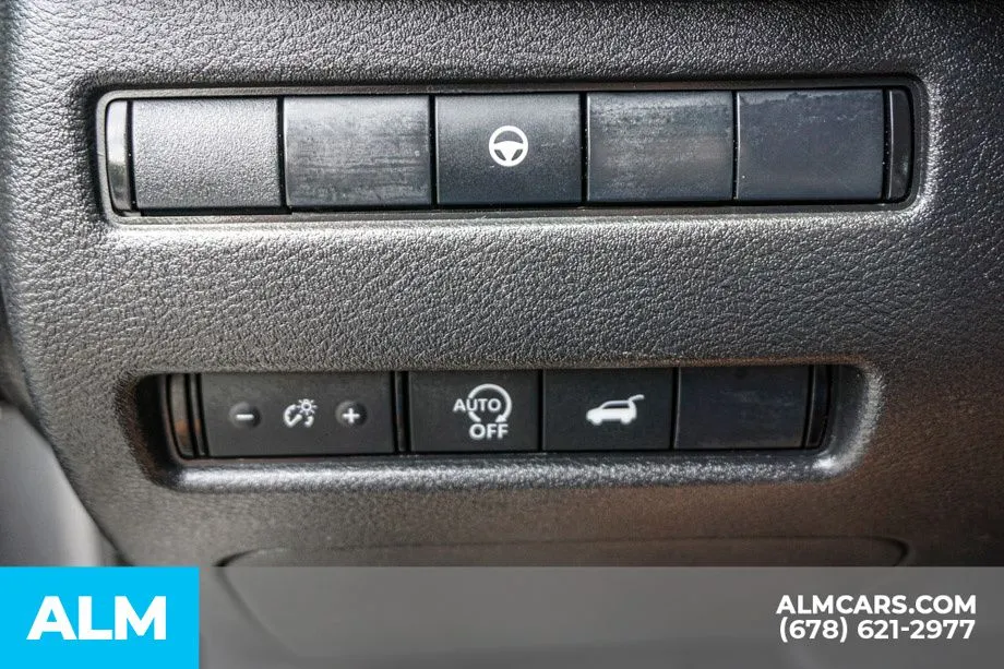 2024 Nissan Rogue SV - Photo 45