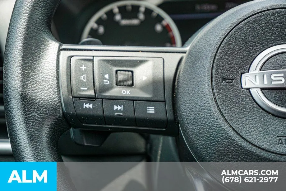 2024 Nissan Rogue SV - Photo 29