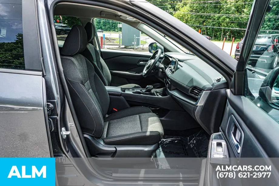 2024 Nissan Rogue SV - Photo 23
