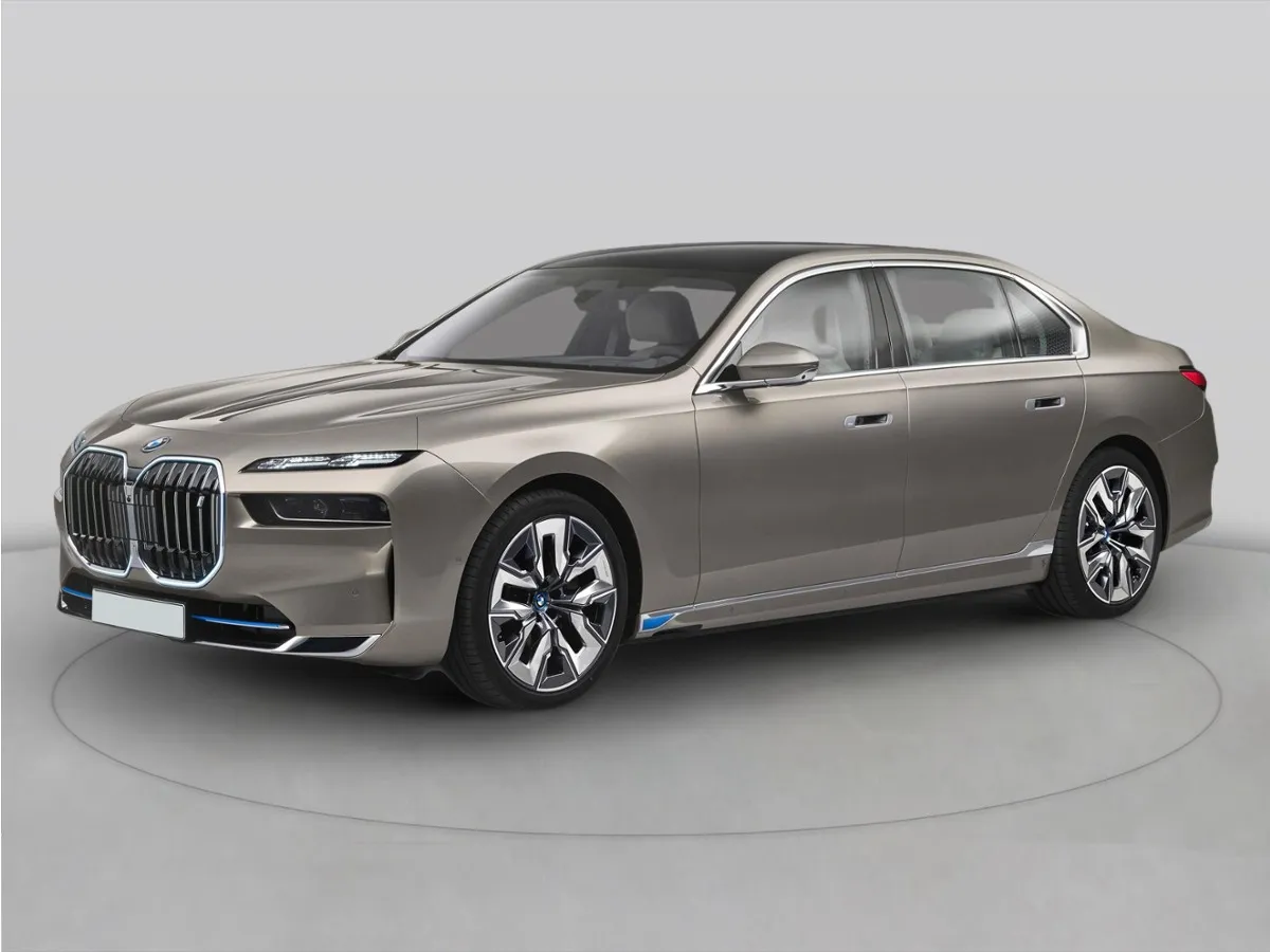 2023 BMW i7 xDrive60's photo
