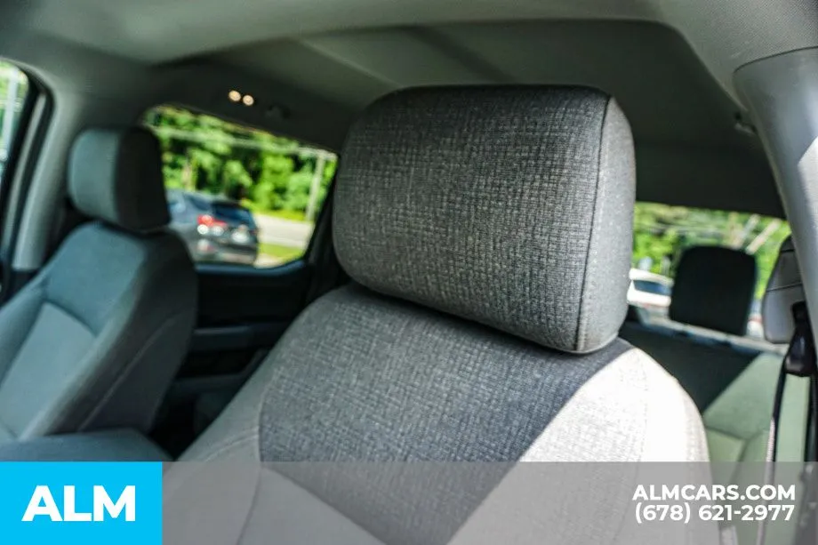 2025 Ford F-150 XLT - Photo 18