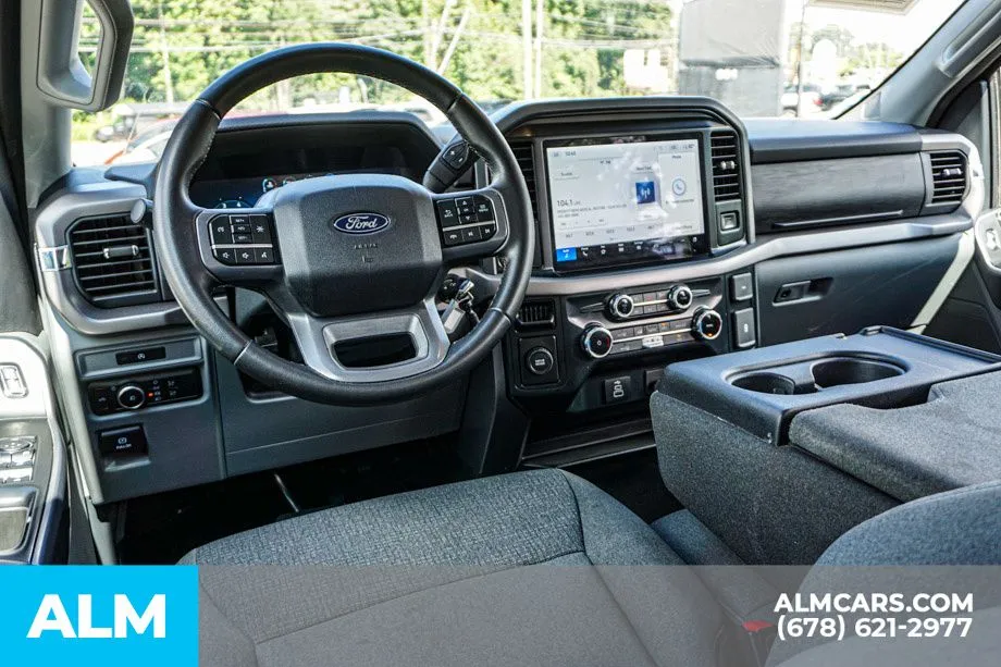 2025 Ford F-150 XLT - Photo 27