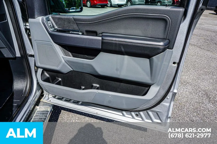 2025 Ford F-150 XLT - Photo 52