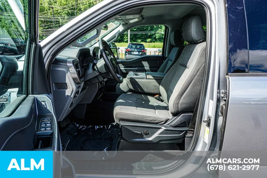 2025 Ford F-150 XLT - Photo 19