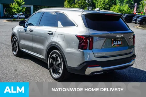 More photos of 2025 Kia Sorento Plug-In Hybrid EX at ALM Marietta, GA