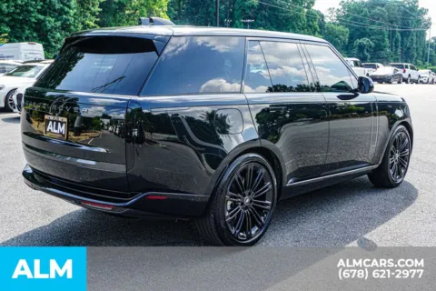 More photos of 2025 Land Rover Range Rover SE at ALM Marietta, GA