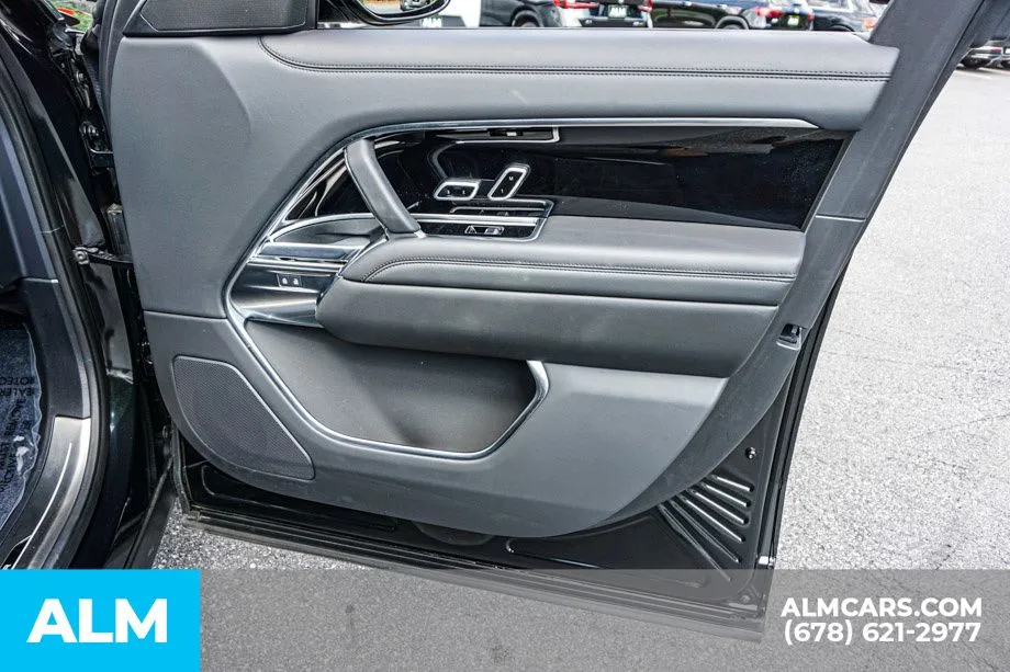 2025 Land Rover Range Rover SE - Photo 53