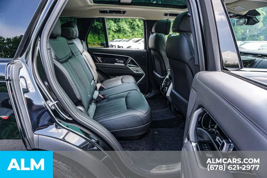2025 Land Rover Range Rover SE - Photo 22