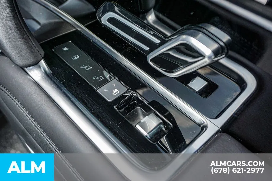 2025 Land Rover Range Rover SE - Photo 56