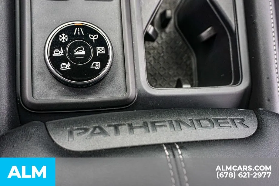 2024 Nissan Pathfinder S - Photo 45