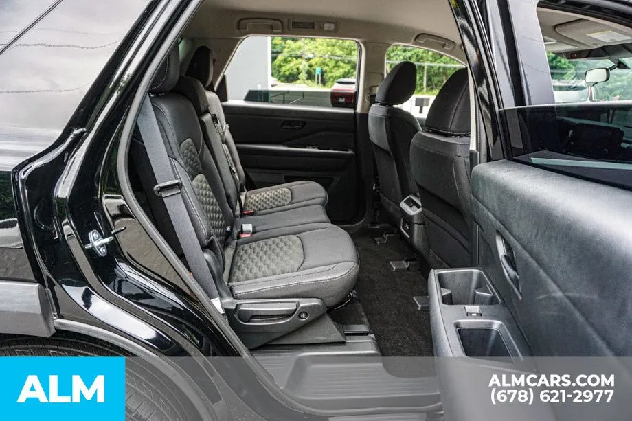2024 Nissan Pathfinder S - Photo 24