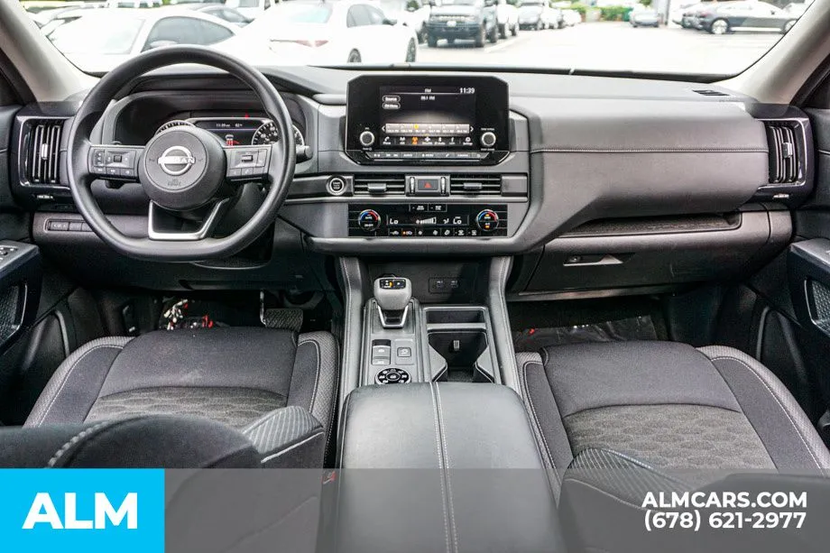 2024 Nissan Pathfinder S - Photo 28