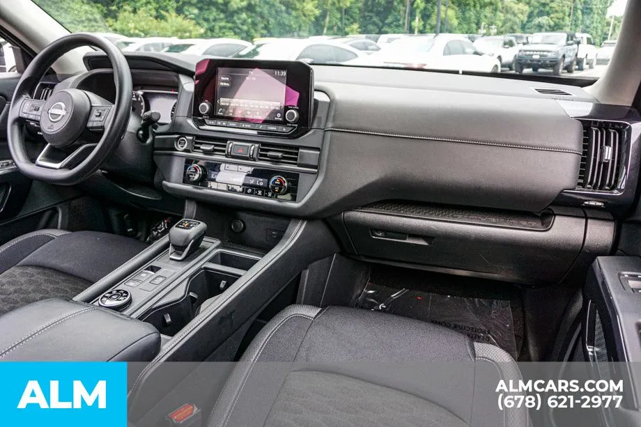 2024 Nissan Pathfinder S - Photo 27