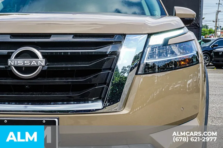 2023 Nissan Pathfinder Platinum - Photo 12