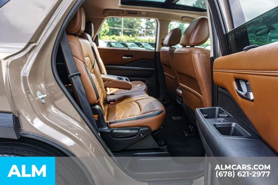 2023 Nissan Pathfinder Platinum - Photo 24