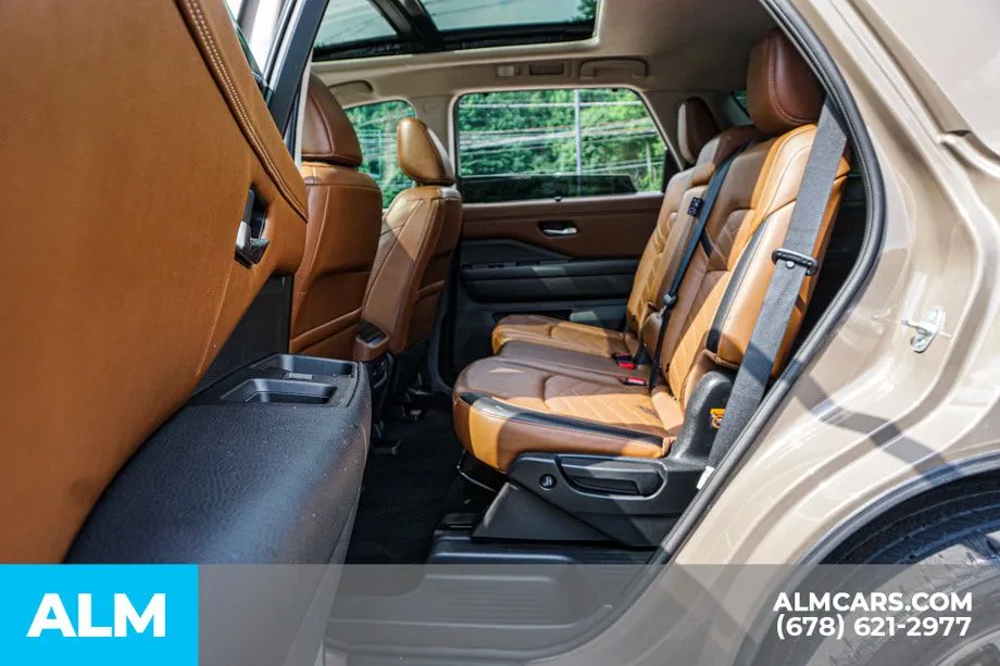 2023 Nissan Pathfinder Platinum - Photo 21