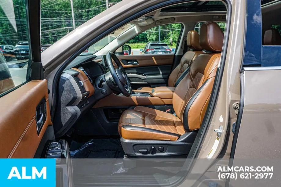 2023 Nissan Pathfinder Platinum - Photo 19
