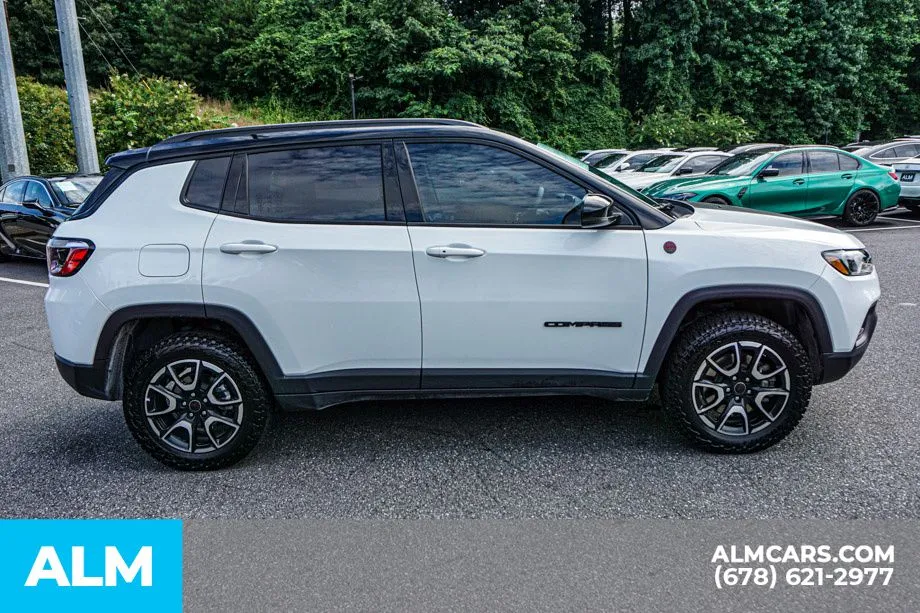 2025 Jeep Compass Trailhawk - Photo 9