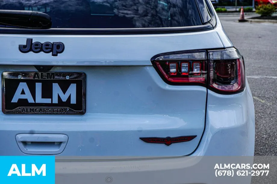 2025 Jeep Compass Trailhawk - Photo 13