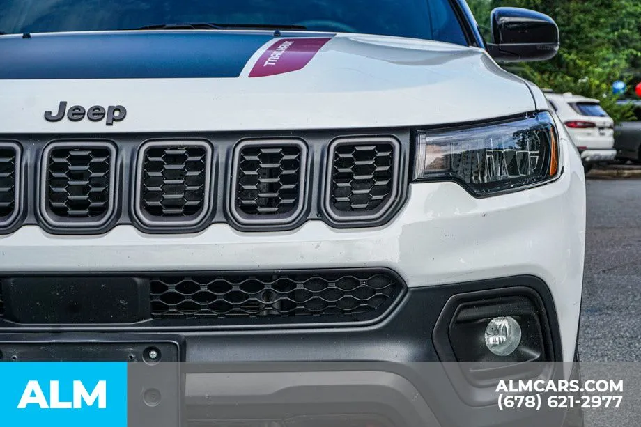 2025 Jeep Compass Trailhawk - Photo 12