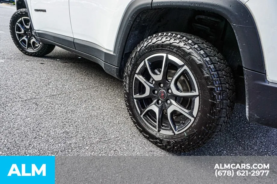 2025 Jeep Compass Trailhawk - Photo 16