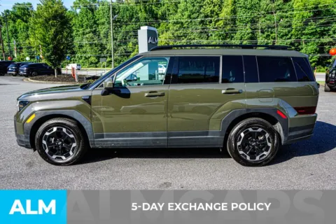 More photos of 2025 Hyundai Santa Fe SEL at ALM Marietta, GA